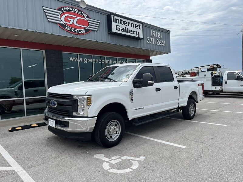 2016 Ford F-350 XLT photo 36