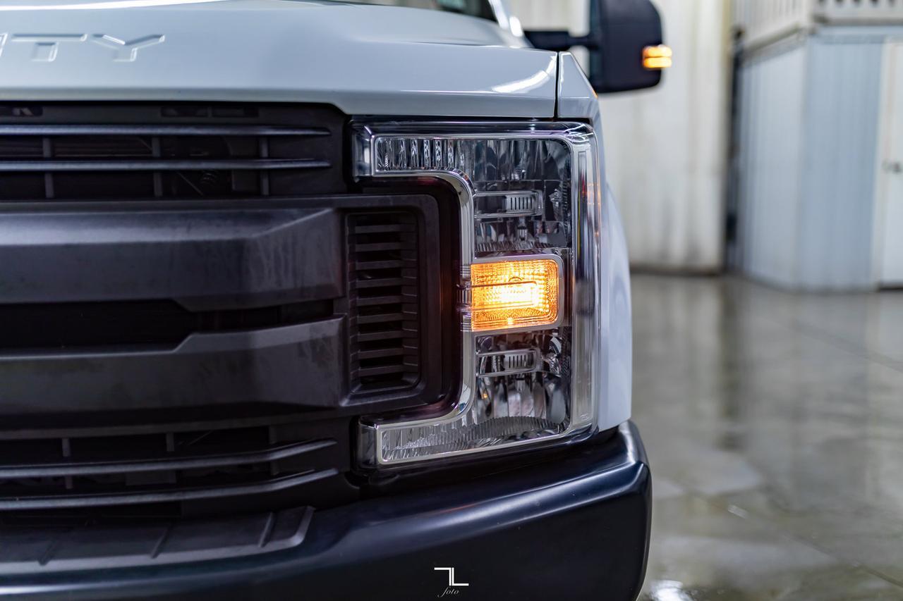 2018 Ford F-350 4x2 Reg Cab XL Longbox BCam Red Deer AB