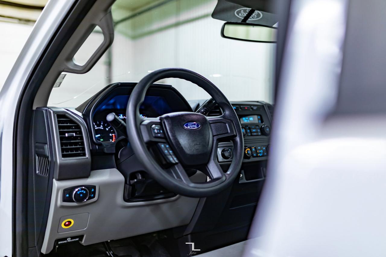 2018 Ford F-350 4x2 Reg Cab XL Longbox BCam Red Deer AB