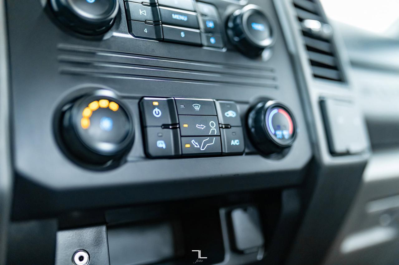 2018 Ford F-350 4x2 Reg Cab XL Longbox BCam Red Deer AB