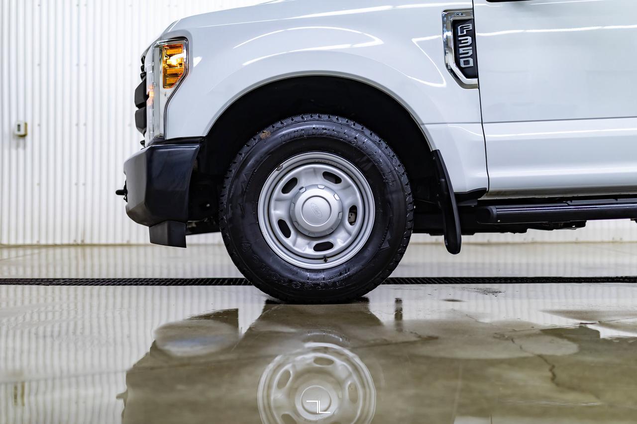 2018 Ford F-350 4x2 Reg Cab XL Longbox BCam Red Deer AB