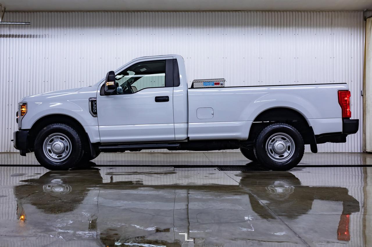 2018 Ford F-350 4x2 Reg Cab XL Longbox BCam Red Deer AB