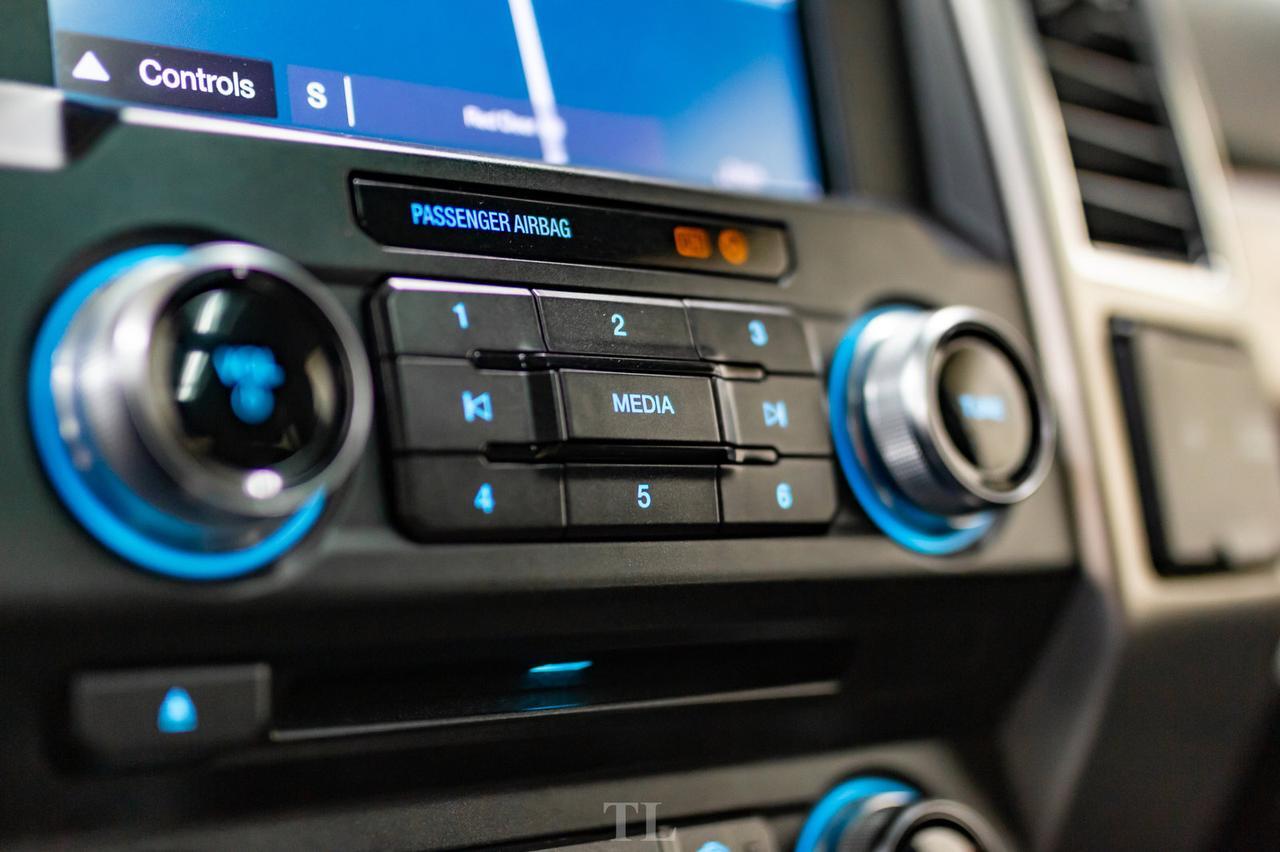 2018 Ford F-350 4x4 Crew Cab Platinum FX4 Diesel Leather Roof Nav Red Deer AB