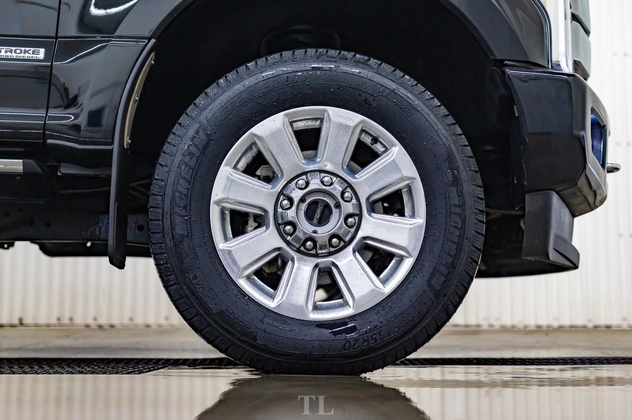 2018 Ford F-350 4x4 Crew Cab Platinum FX4 Diesel Leather Roof Nav Red Deer AB