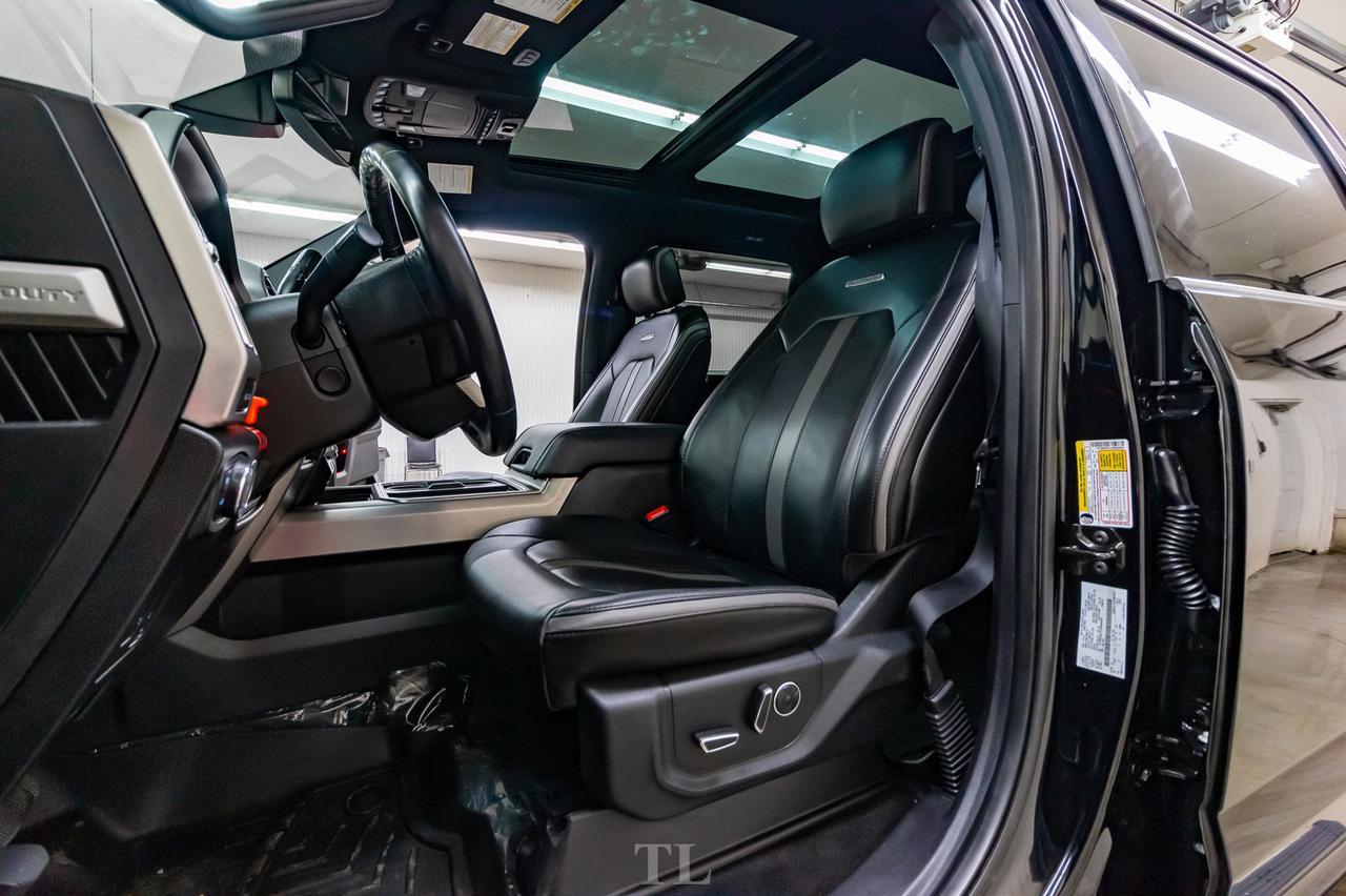 2018 Ford F-350 4x4 Crew Cab Platinum FX4 Diesel Leather Roof Nav Red Deer AB