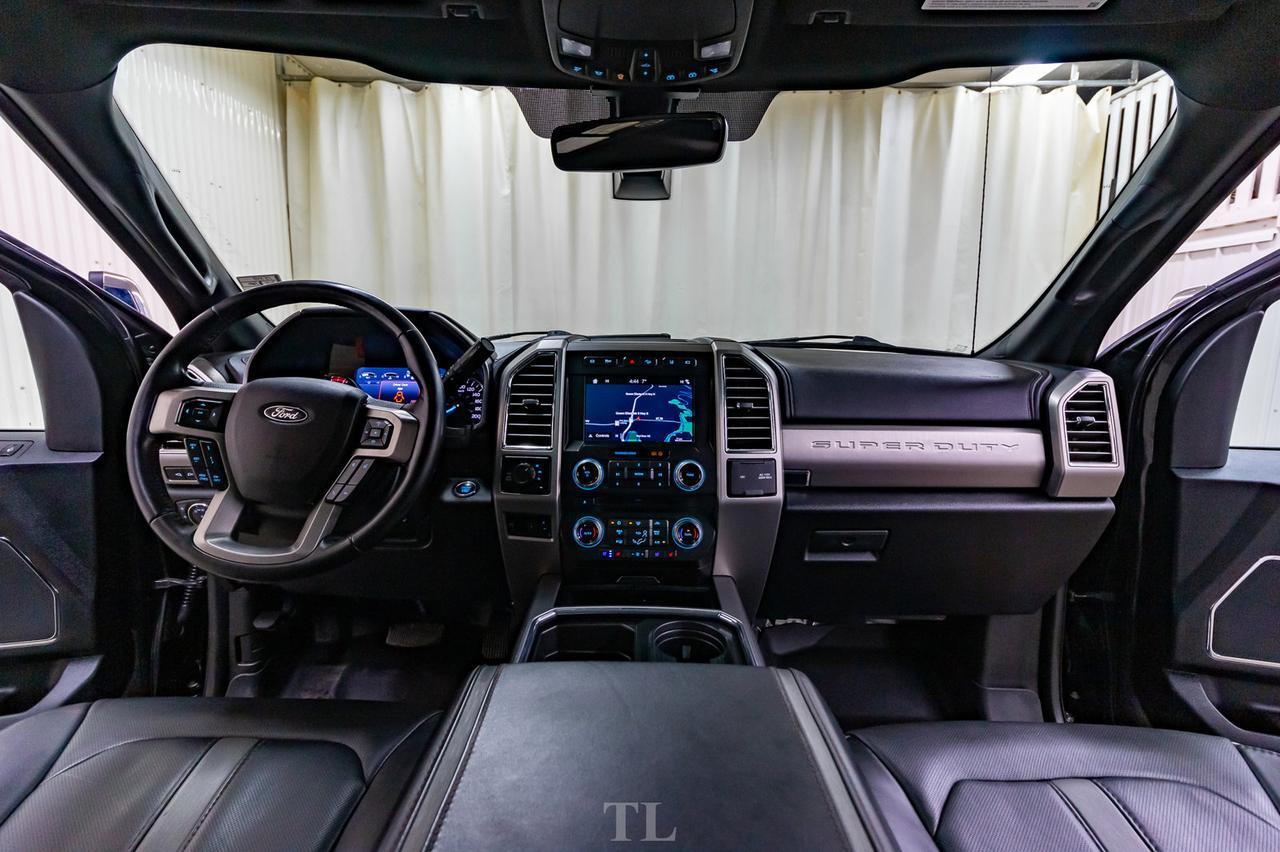 2018 Ford F-350 4x4 Crew Cab Platinum FX4 Diesel Leather Roof Nav Red Deer AB