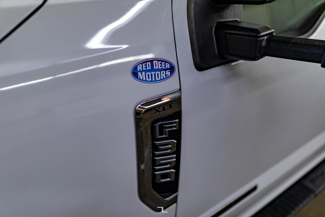 2018 Ford F-350 4x4 Crew Cab XLT Deck Diesel BCam Red Deer AB