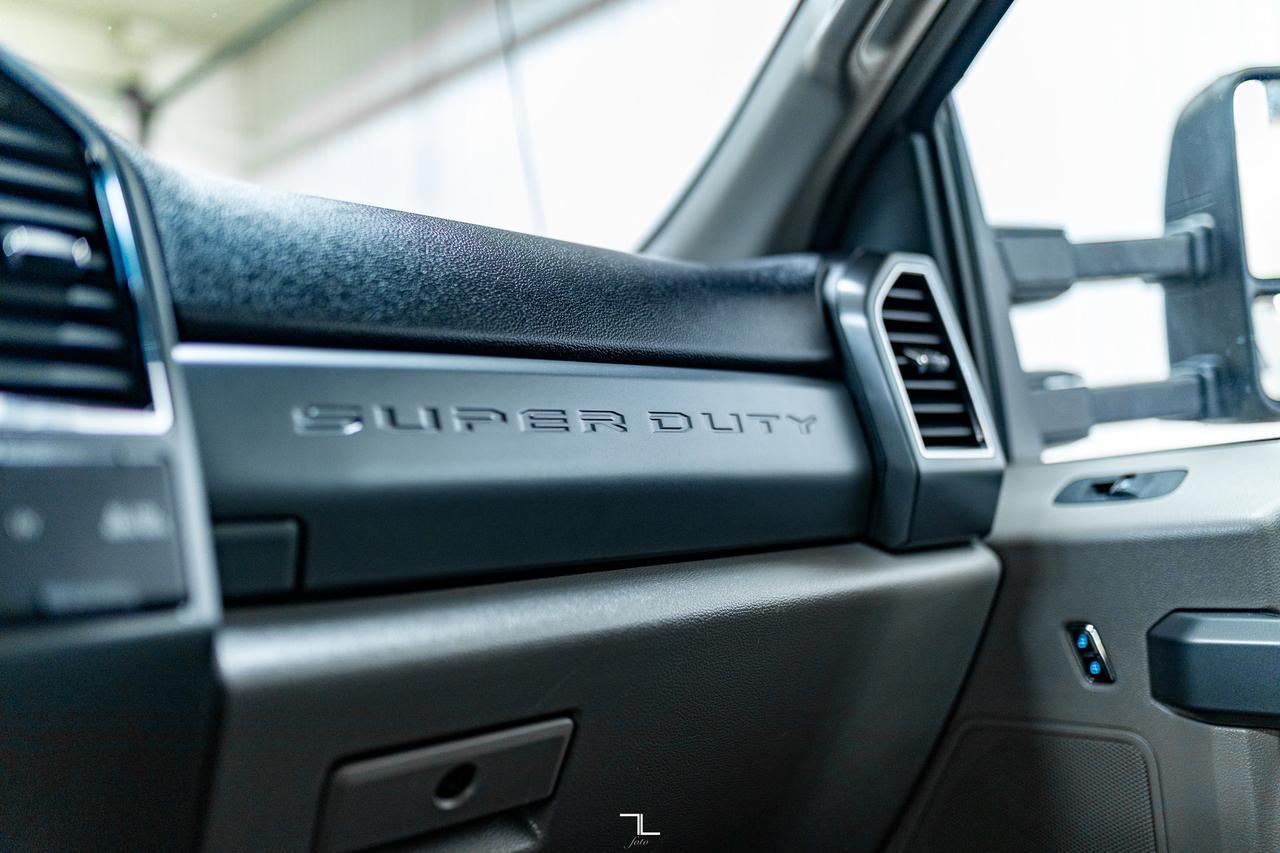 2018 Ford F-350 4x4 Crew Cab XLT Deck Diesel BCam Red Deer AB