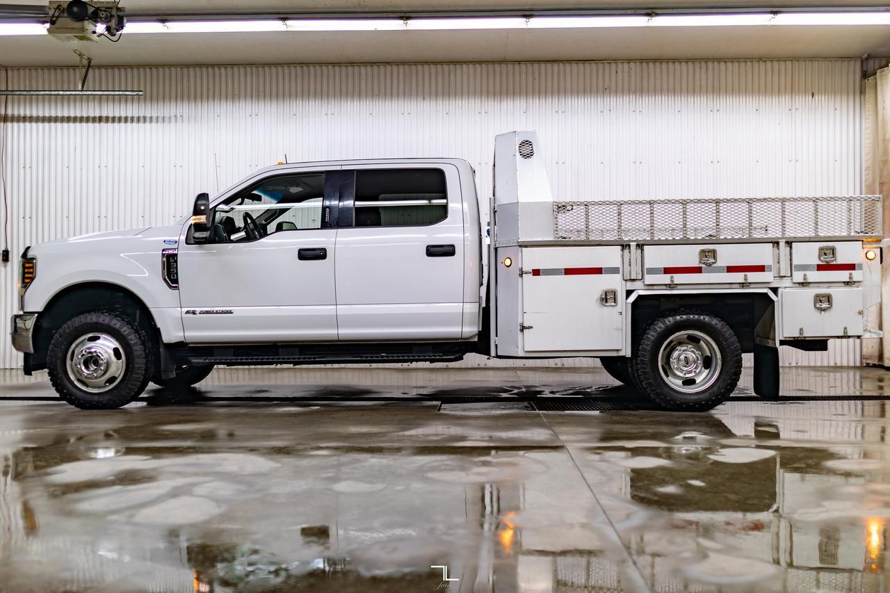2018 Ford F-350 4x4 Crew Cab XLT Deck Diesel BCam Red Deer AB