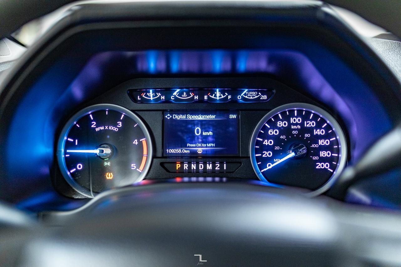 2018 Ford F-350 4x4 Crew Cab XLT Deck Diesel BCam Red Deer AB