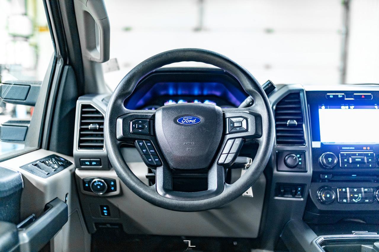 2018 Ford F-350 4x4 Crew Cab XLT Deck Diesel BCam Red Deer AB