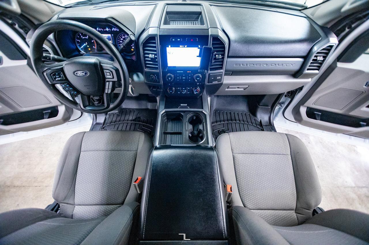 2018 Ford F-350 4x4 Crew Cab XLT Deck Diesel BCam Red Deer AB