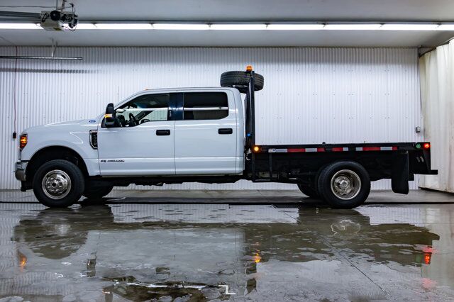 2018 Ford F-350 4x4 Crew Cab XLT Deck Diesel Red Deer AB