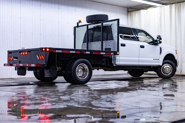 2018 Ford F-350 4x4 Crew Cab XLT Deck Diesel Red Deer AB