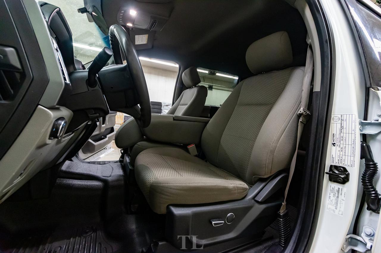 2018 Ford F-350 4x4 Crew Cab XLT Deck PSeat Red Deer AB