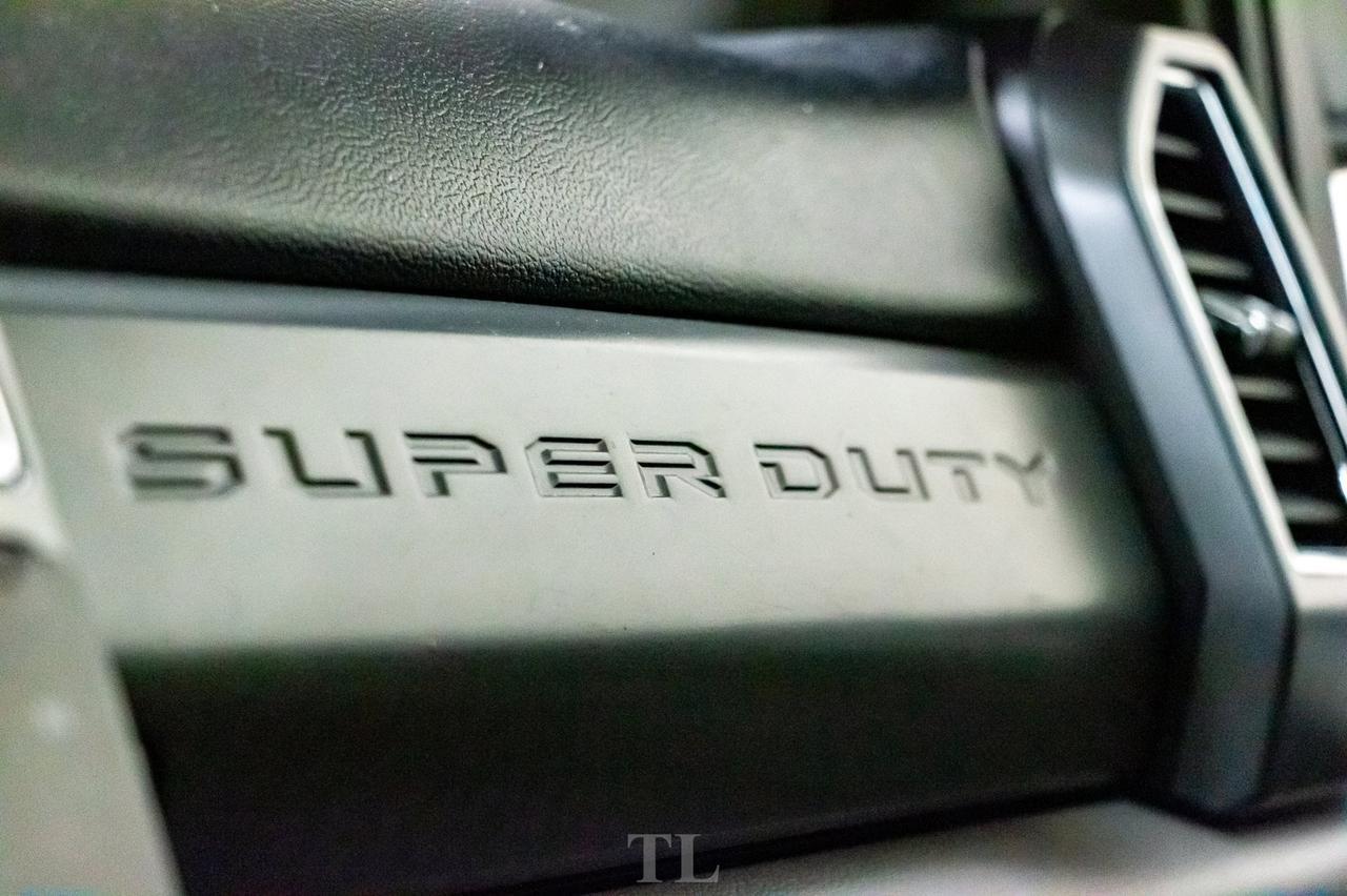 2018 Ford F-350 4x4 Crew Cab XLT Deck PSeat Red Deer AB