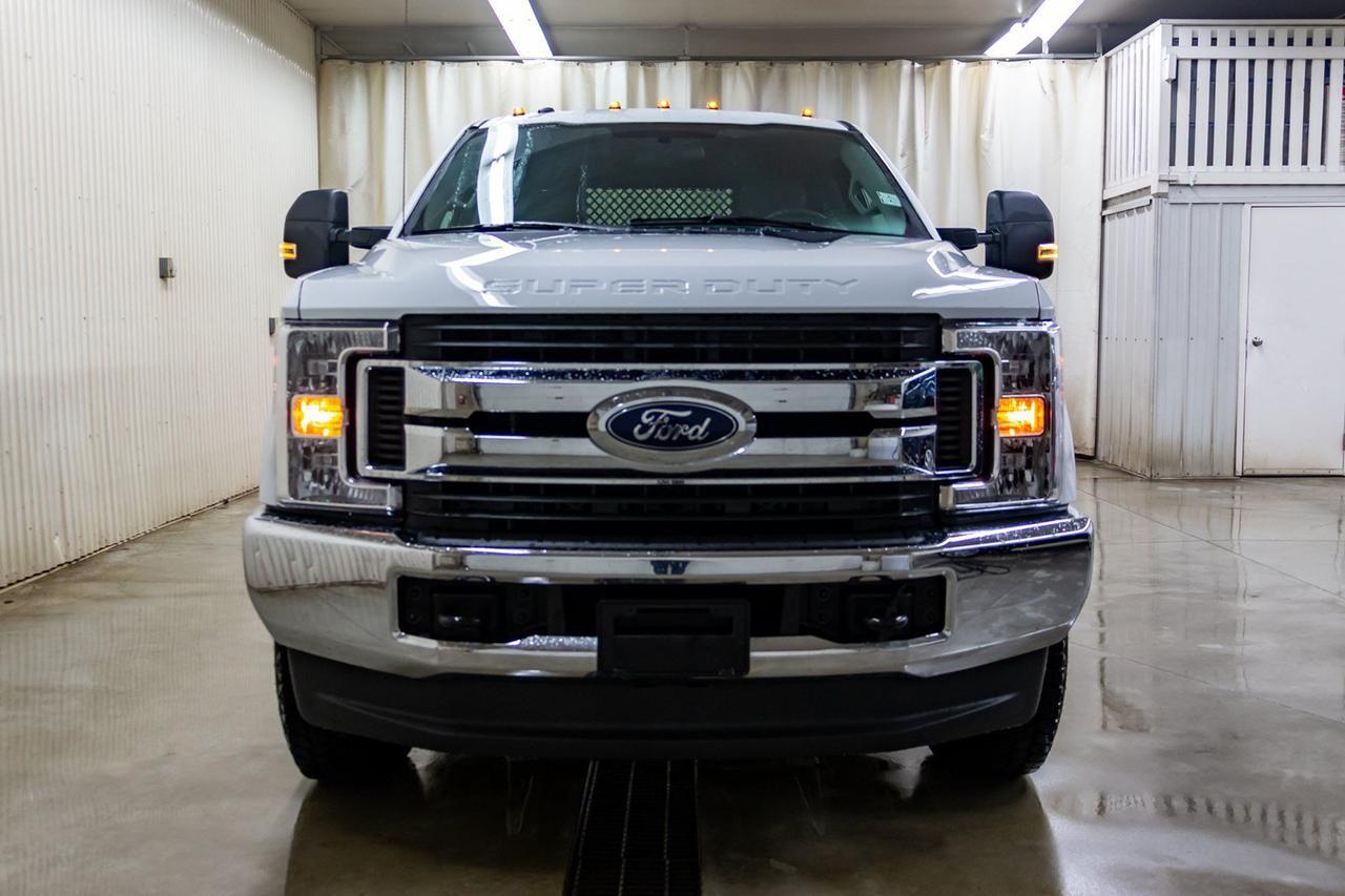 2018 Ford F-350 4x4 Crew Cab XLT Deck Red Deer AB