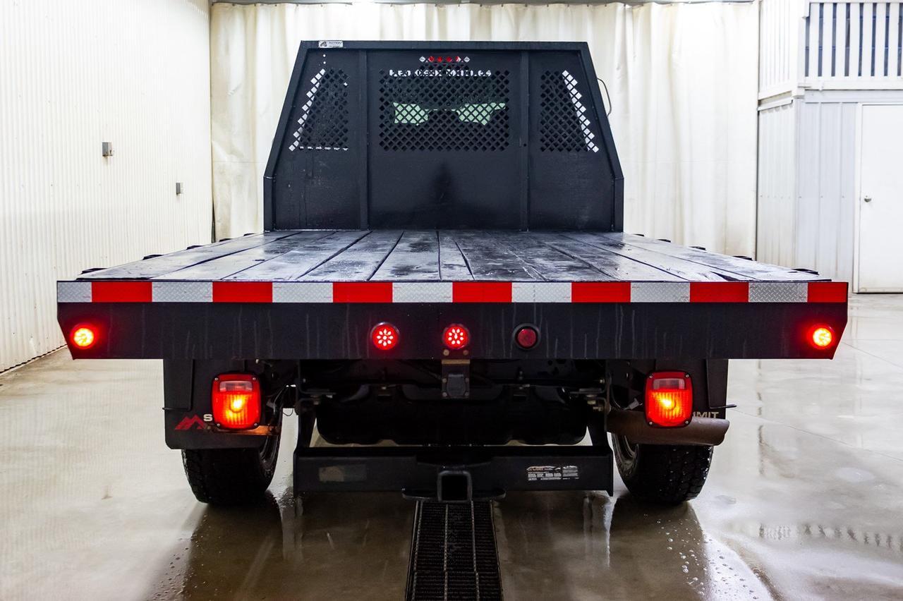 2018 Ford F-350 4x4 Crew Cab XLT Deck Red Deer AB