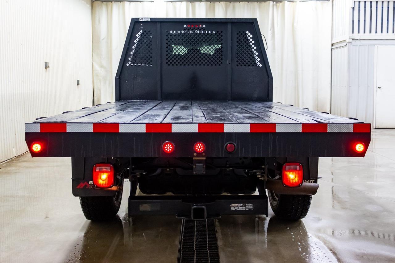 2018 Ford F-350 4x4 Crew Cab XLT Deck Red Deer AB