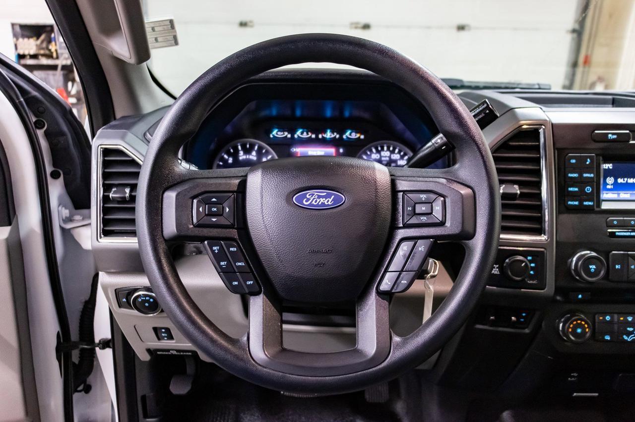 2018 Ford F-350 4x4 Crew Cab XLT Deck Red Deer AB