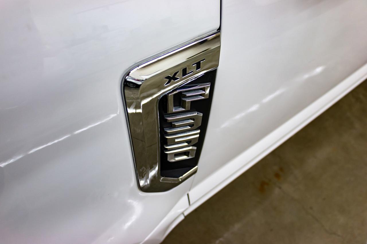 2018 Ford F-350 4x4 Crew Cab XLT Deck Red Deer AB