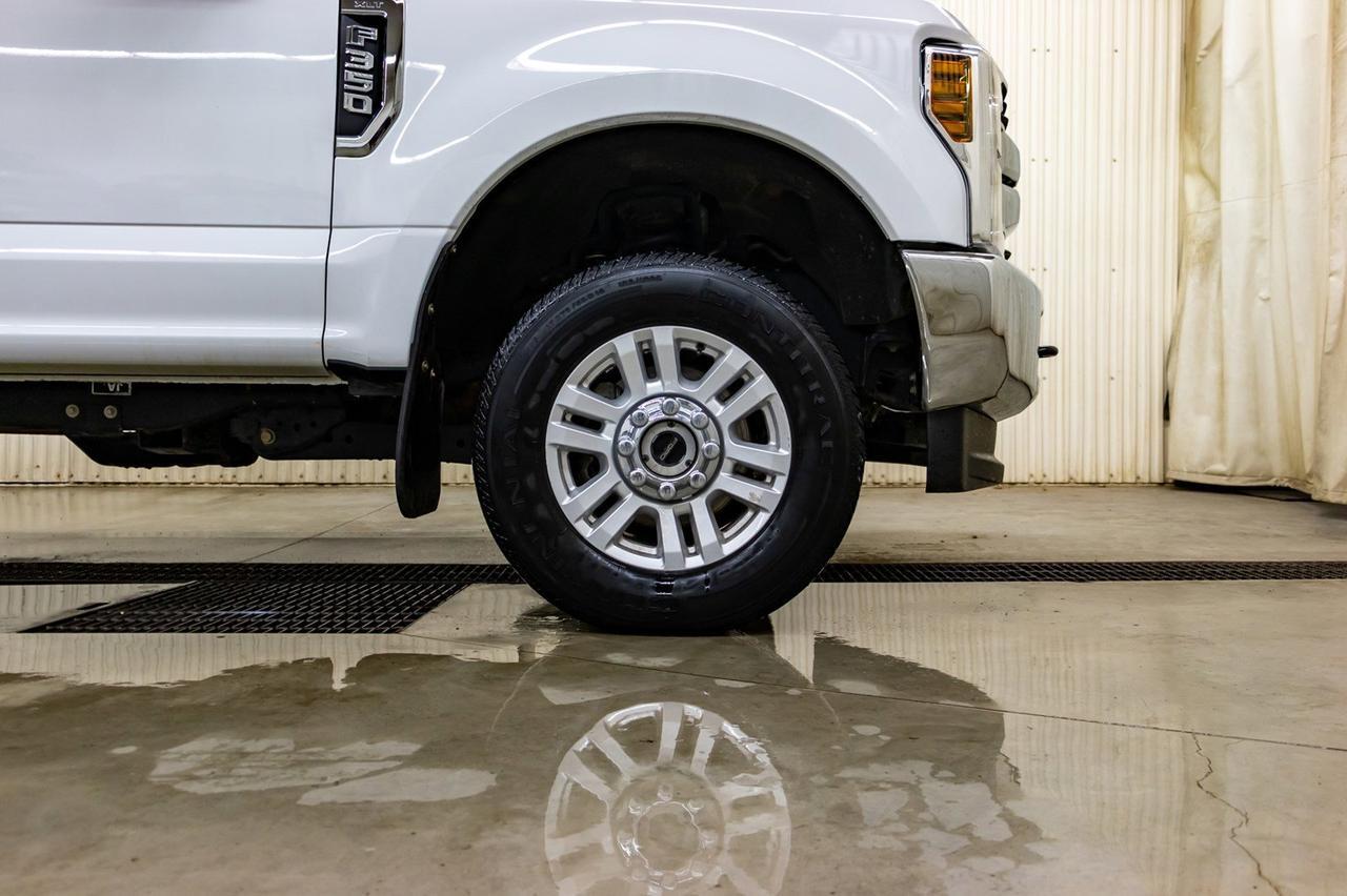 2018 Ford F-350 4x4 Crew Cab XLT Deck Red Deer AB