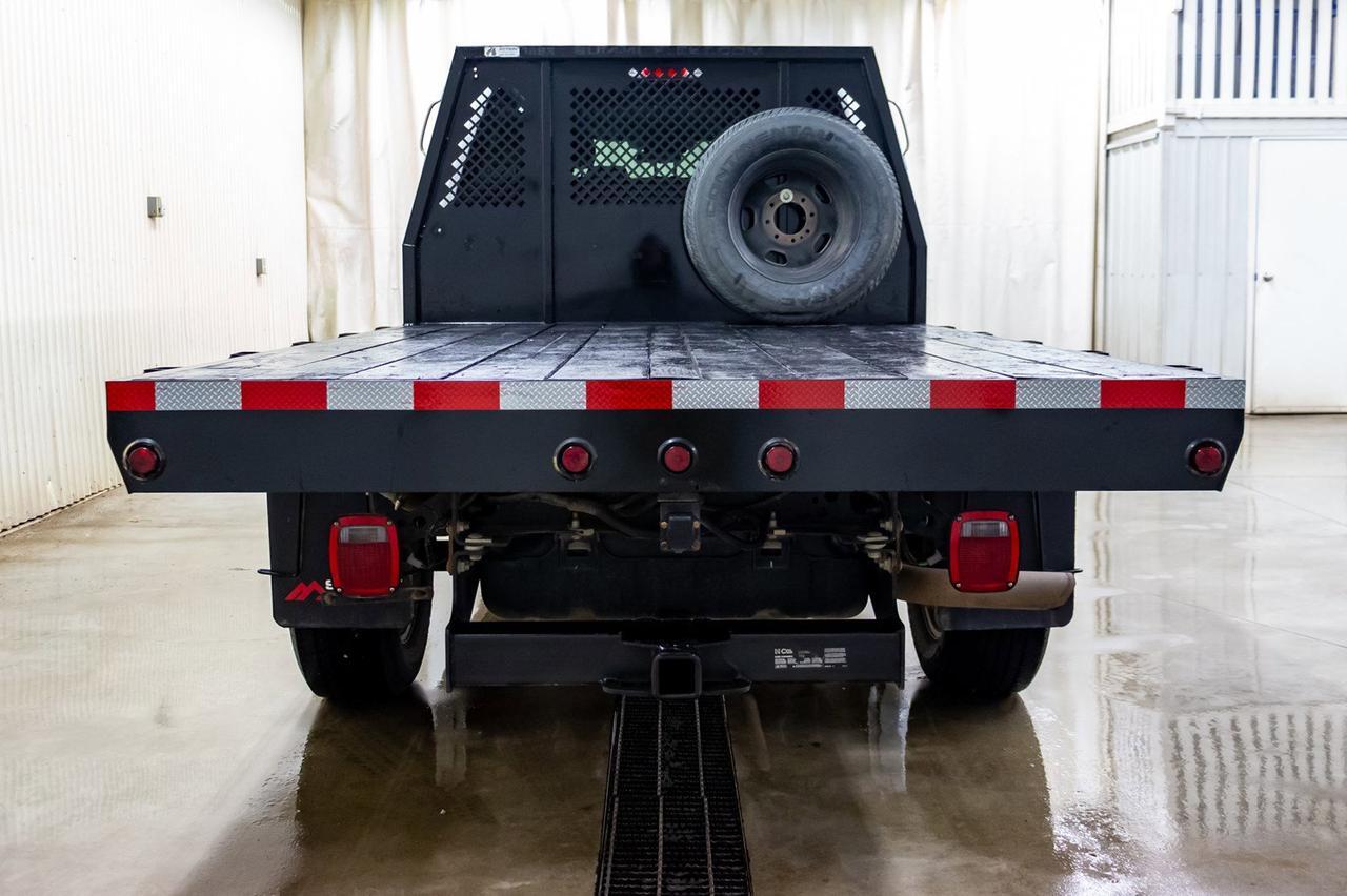 2018 Ford F-350 4x4 Crew Cab XLT Deck Red Deer AB