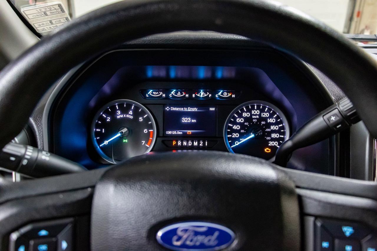 2018 Ford F-350 4x4 Crew Cab XLT Deck Red Deer AB