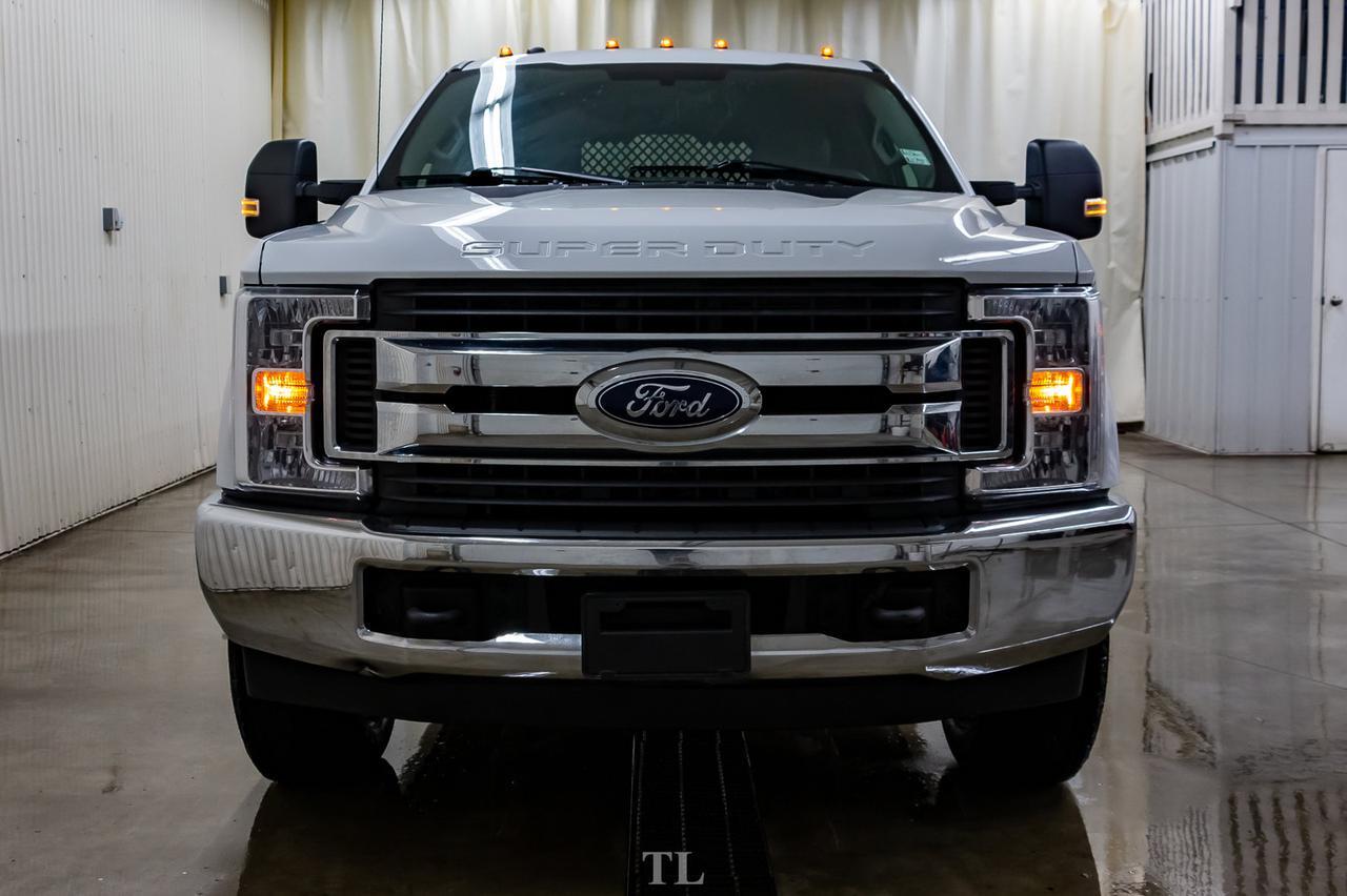 2018 Ford F-350 4x4 Crew Cab XLT Deck Red Deer AB