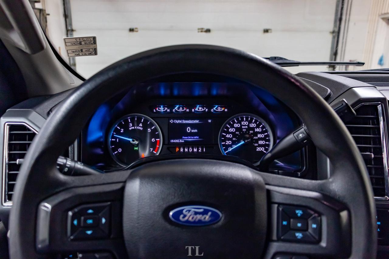 2018 Ford F-350 4x4 Crew Cab XLT Deck Red Deer AB