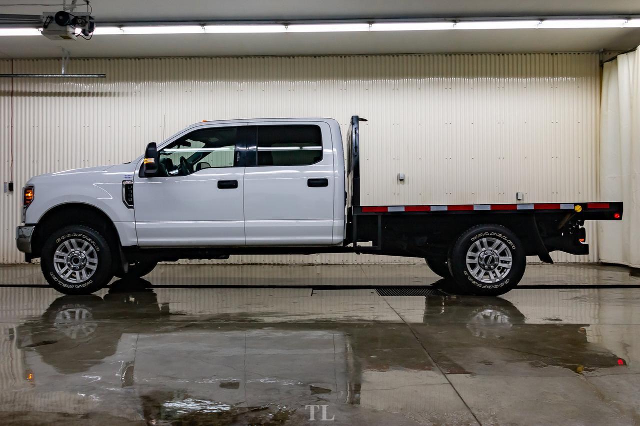 2018 Ford F-350 4x4 Crew Cab XLT Deck Red Deer AB