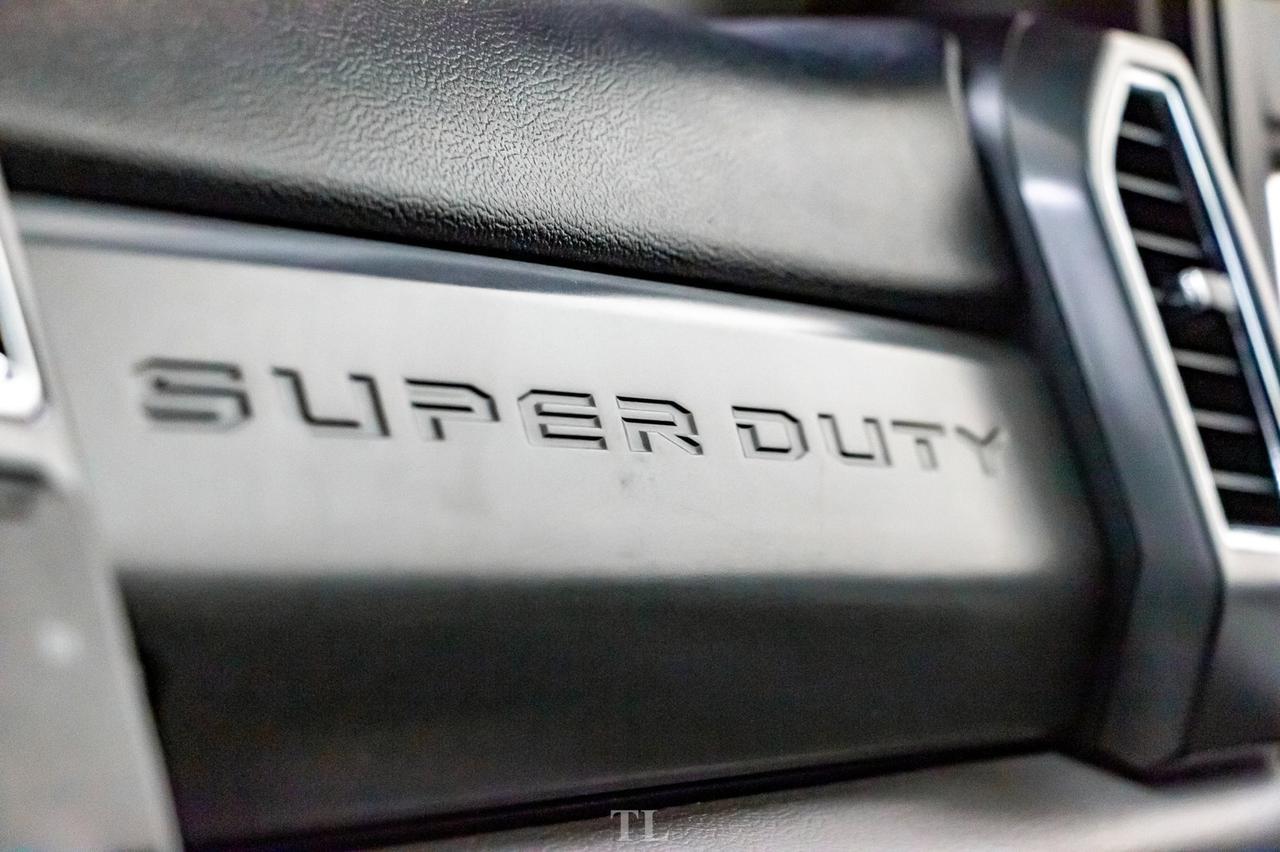 2018 Ford F-350 4x4 Crew Cab XLT Deck Red Deer AB