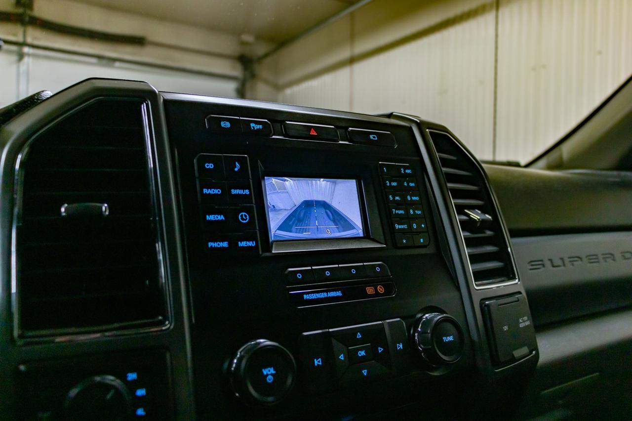 2018 Ford F-350 4x4 Crew Cab XLT Diesel BCam Level Kit Red Deer AB