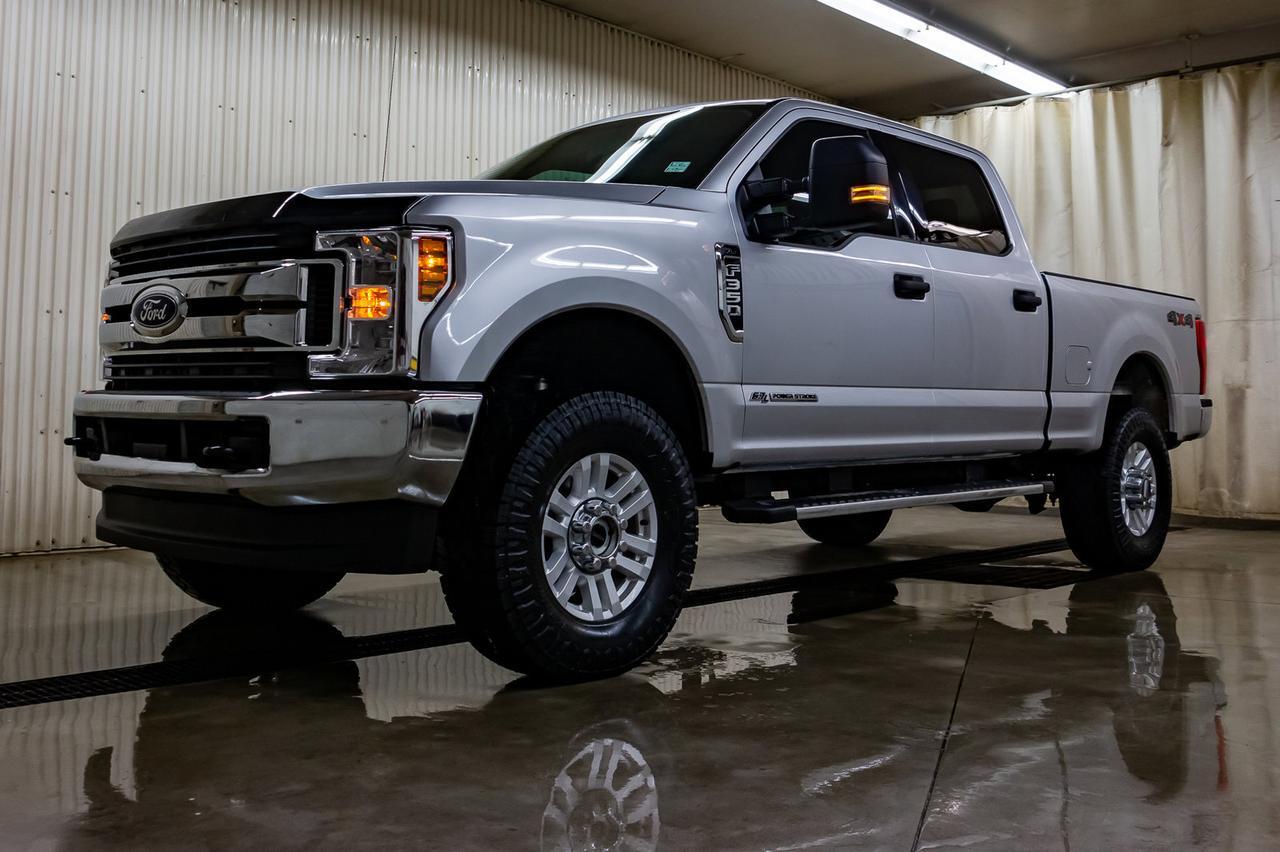 2018 Ford F-350 4x4 Crew Cab XLT Diesel BCam Level Kit Red Deer AB
