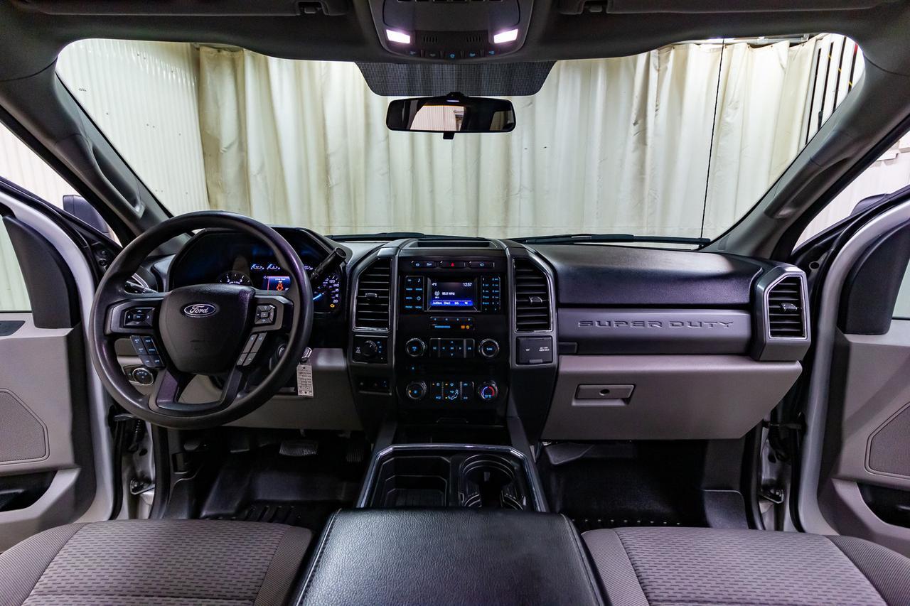 2018 Ford F-350 4x4 Crew Cab XLT Diesel BCam Level Kit Red Deer AB