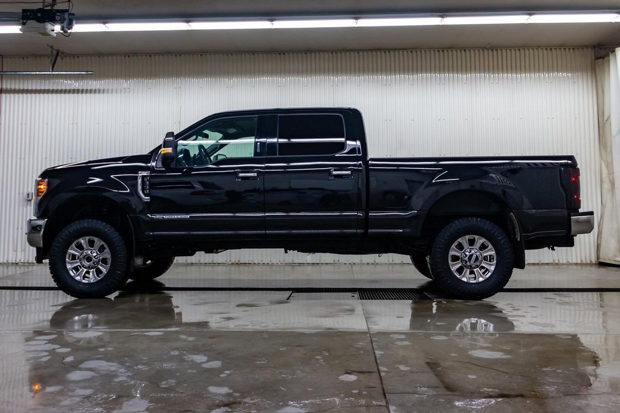 2018 Ford F-350 4x4 Crew Cab XLT Diesel Level Kit Red Deer AB