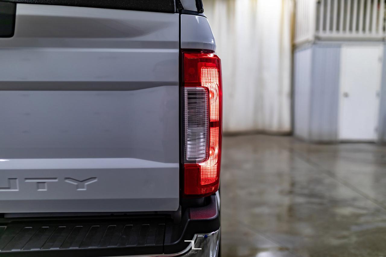 2018 Ford F-350 4x4 Crew Cab XLT FX4 Diesel BCam Red Deer AB