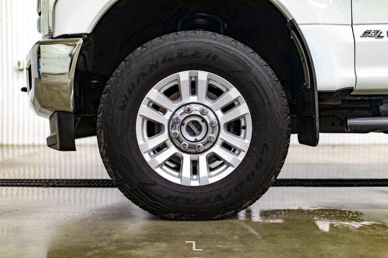 2018 Ford F-350 4x4 Crew Cab XLT FX4 Diesel BCam Red Deer AB