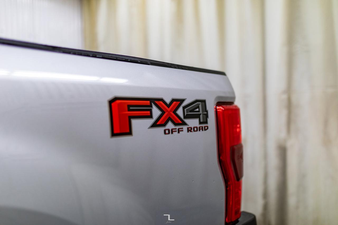 2018 Ford F-350 4x4 Crew Cab XLT FX4 Diesel Nav Roof BCam Red Deer AB