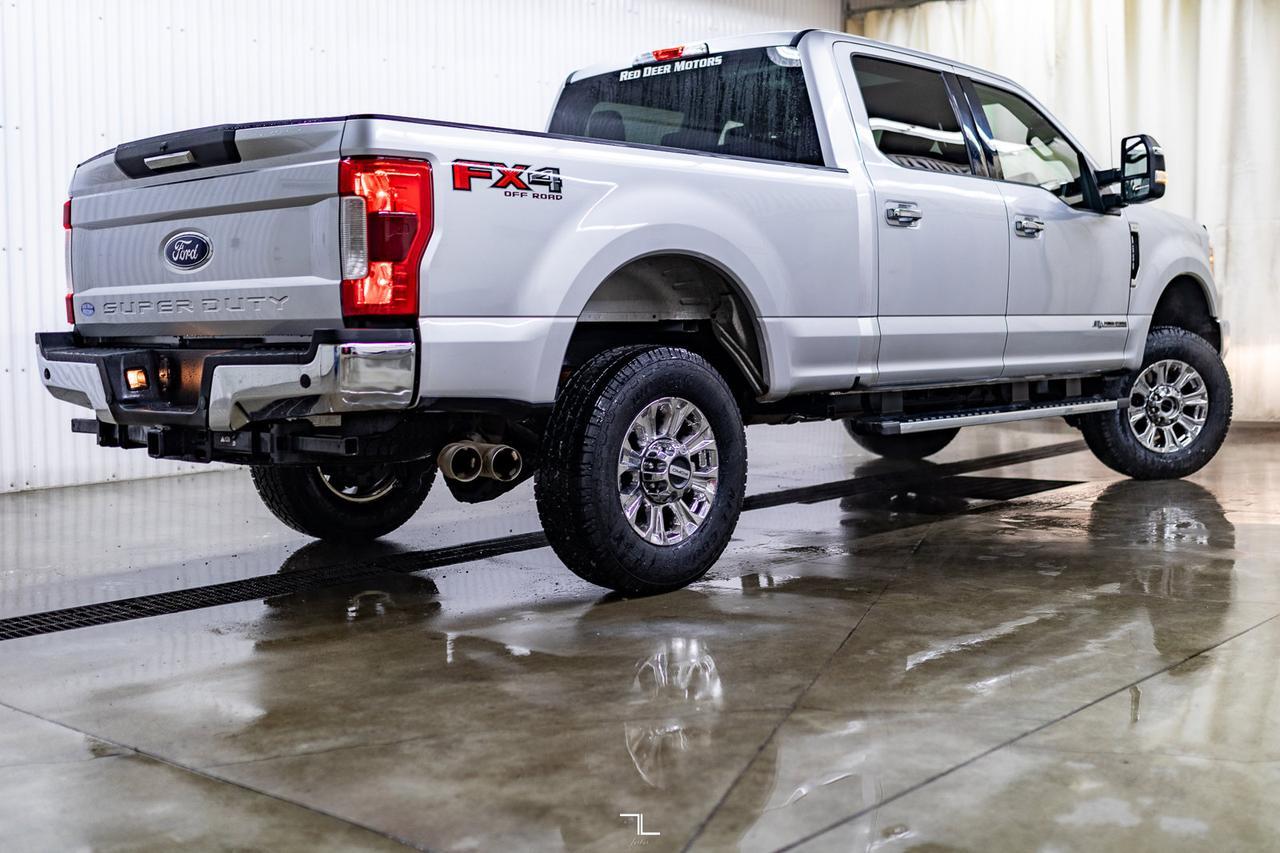 2018 Ford F-350 4x4 Crew Cab XLT FX4 Diesel Nav Roof BCam Red Deer AB