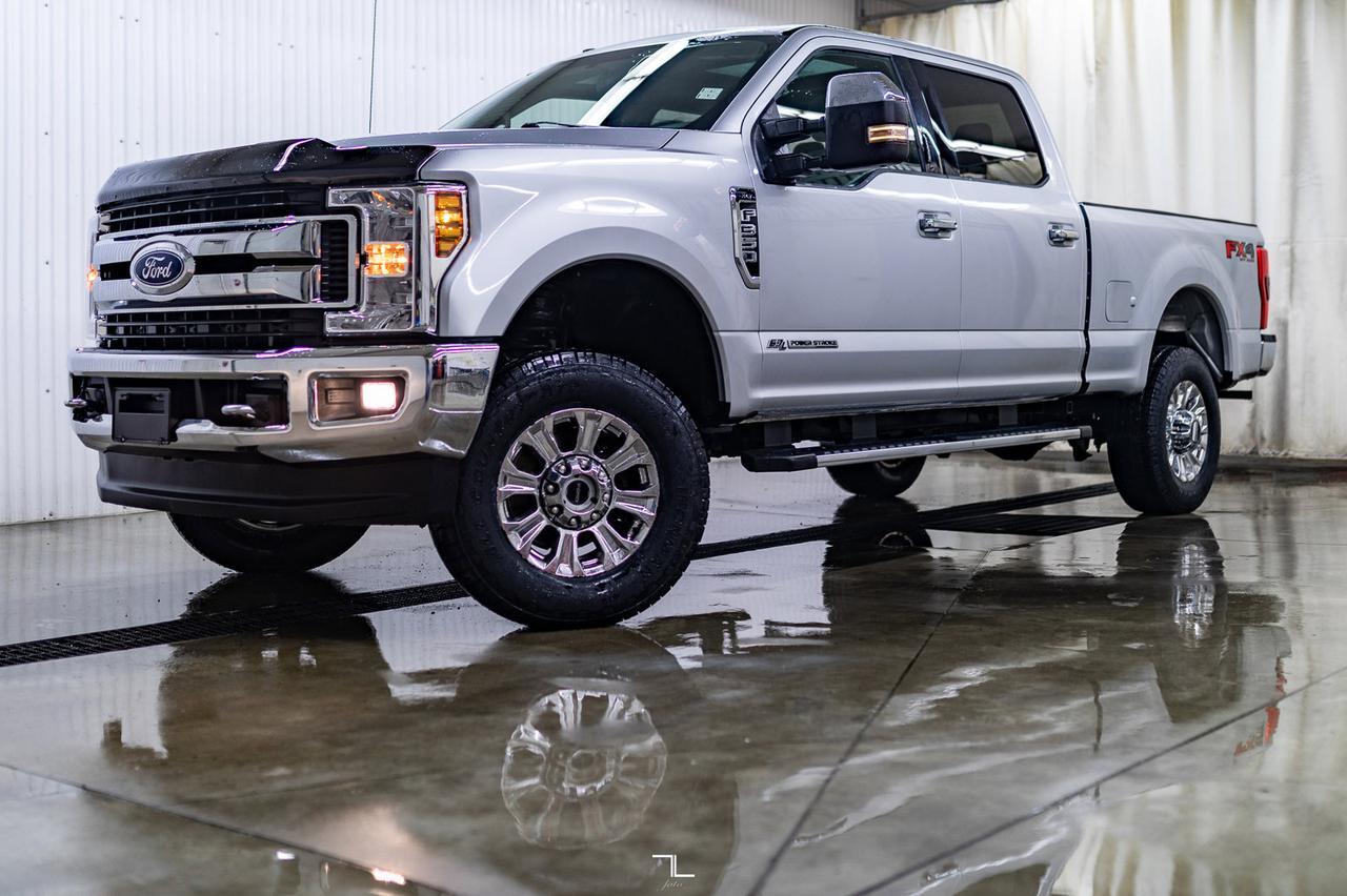 2018 Ford F-350 4x4 Crew Cab XLT FX4 Diesel Nav Roof BCam Red Deer AB