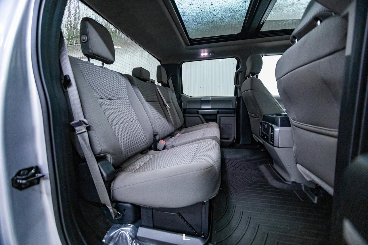 2018 Ford F-350 4x4 Crew Cab XLT FX4 Diesel Nav Roof BCam Red Deer AB