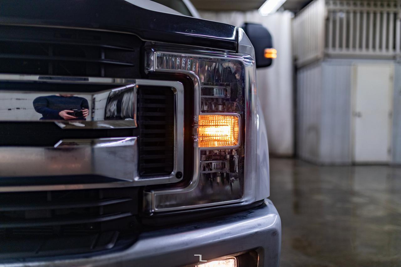 2018 Ford F-350 4x4 Crew Cab XLT FX4 Diesel PSeat BCam Red Deer AB