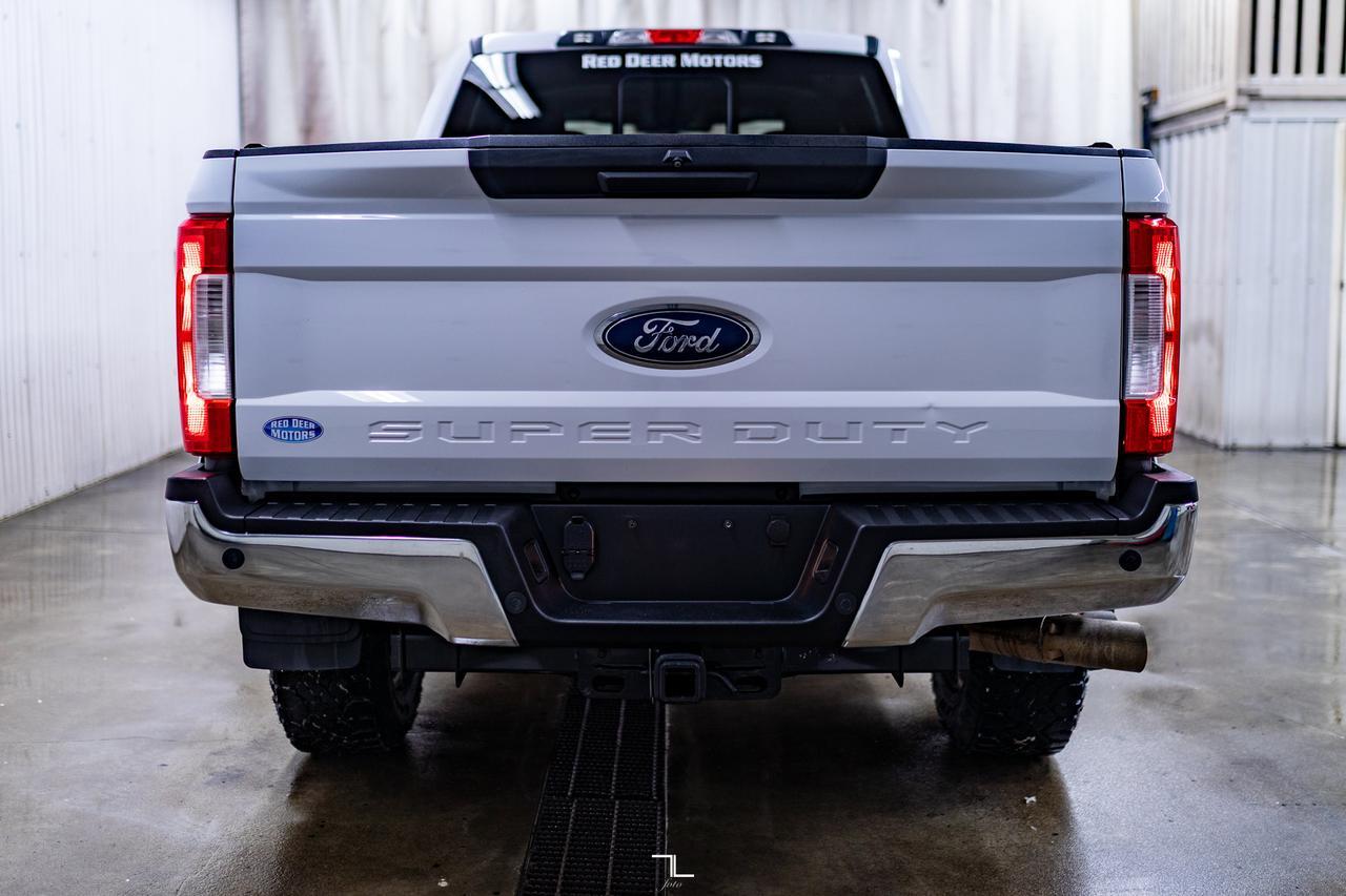 2018 Ford F-350 4x4 Crew Cab XLT FX4 Diesel PSeat BCam Red Deer AB