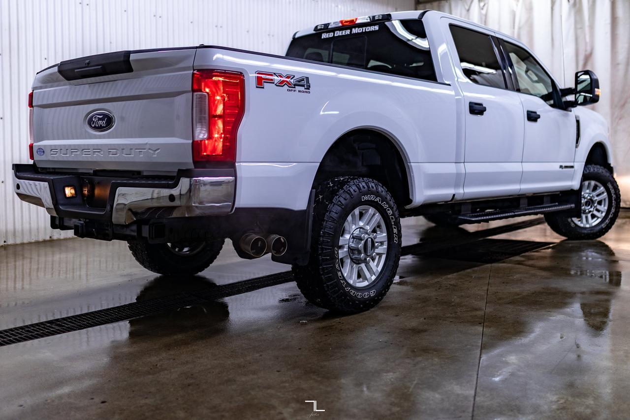 2018 Ford F-350 4x4 Crew Cab XLT FX4 Diesel PSeat BCam Red Deer AB