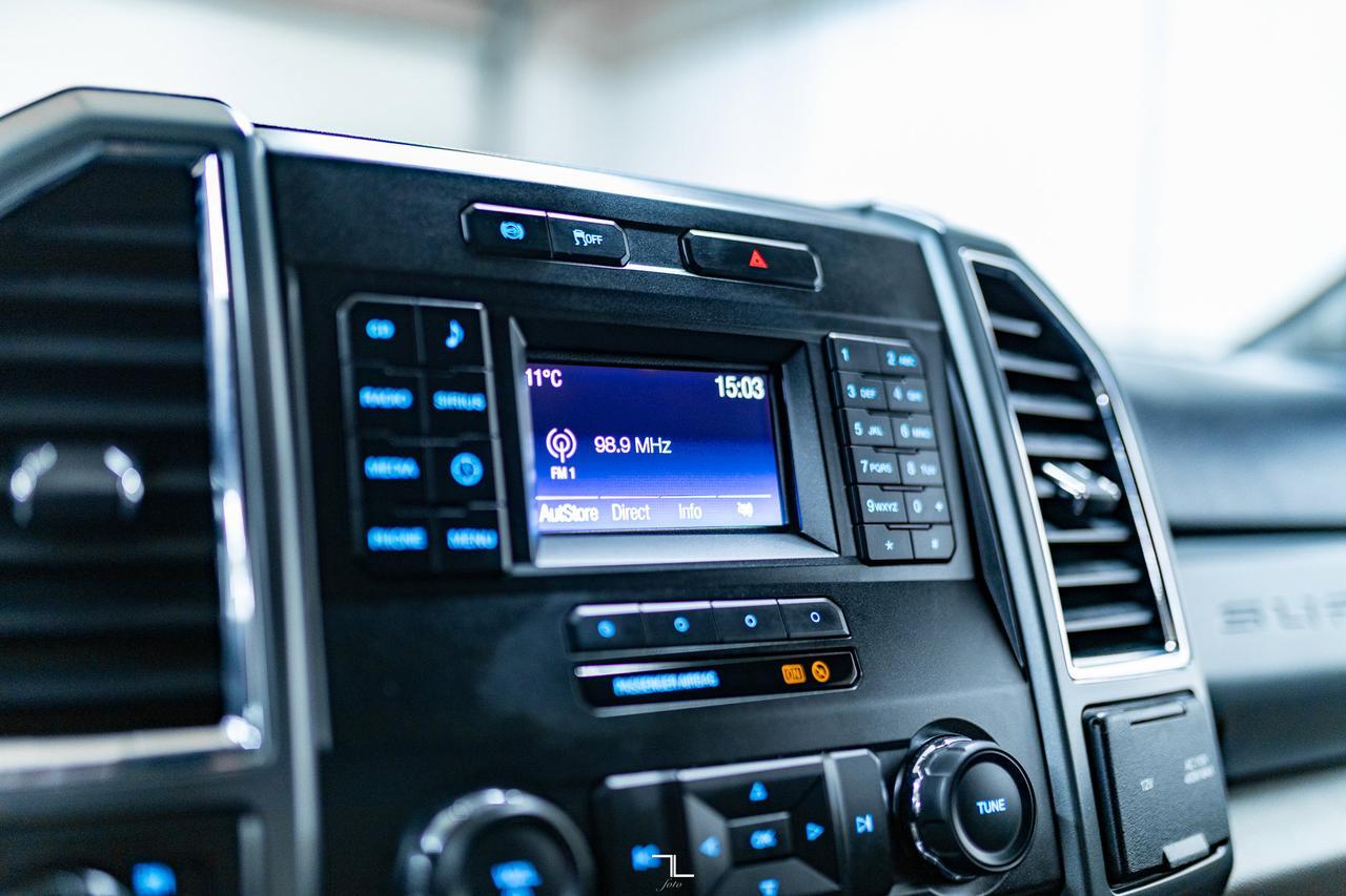 2018 Ford F-350 4x4 Crew Cab XLT FX4 Diesel PSeat BCam Red Deer AB