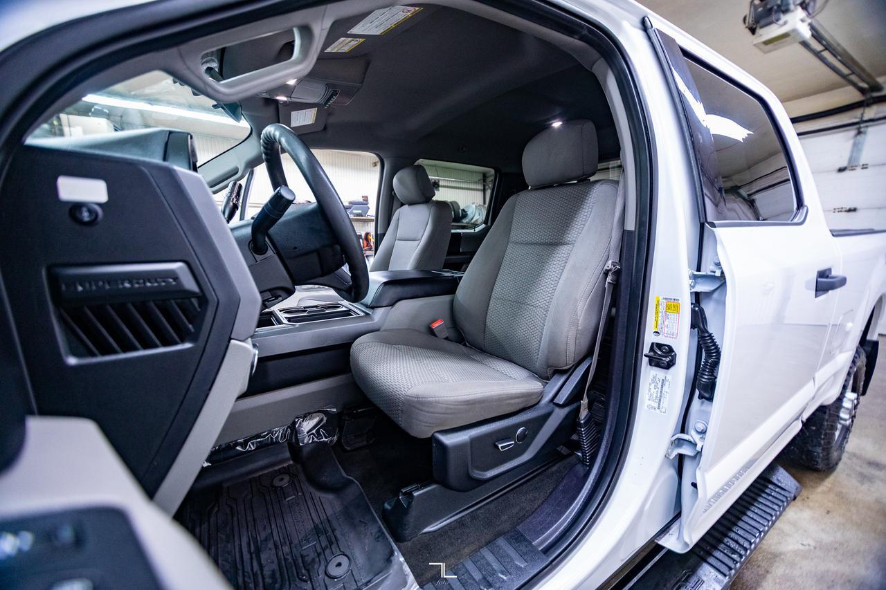 2018 Ford F-350 4x4 Crew Cab XLT FX4 Diesel PSeat BCam Red Deer AB