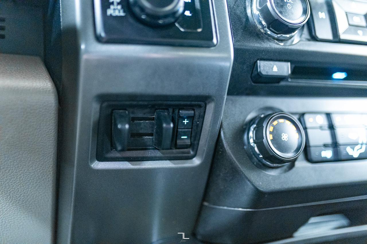 2018 Ford F-350 4x4 Crew Cab XLT FX4 Diesel PSeat BCam Red Deer AB