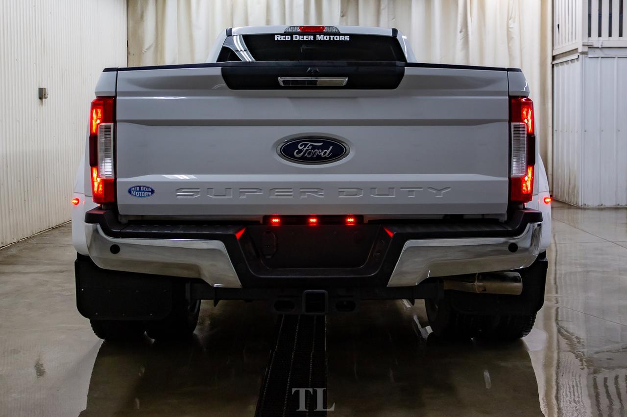 2018 Ford F-350 4x4 Crew Cab XLT FX4 Dually Diesel Nav BCam Red Deer AB