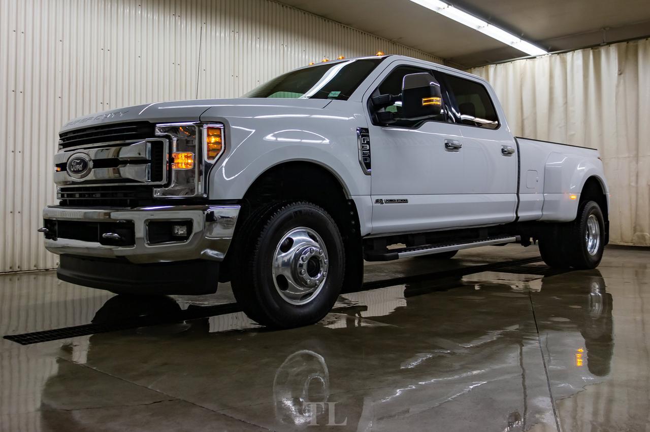 2018 Ford F-350 4x4 Crew Cab XLT FX4 Dually Diesel Nav BCam Red Deer AB